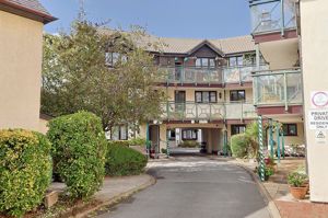 Photo 2- click for photo gallery